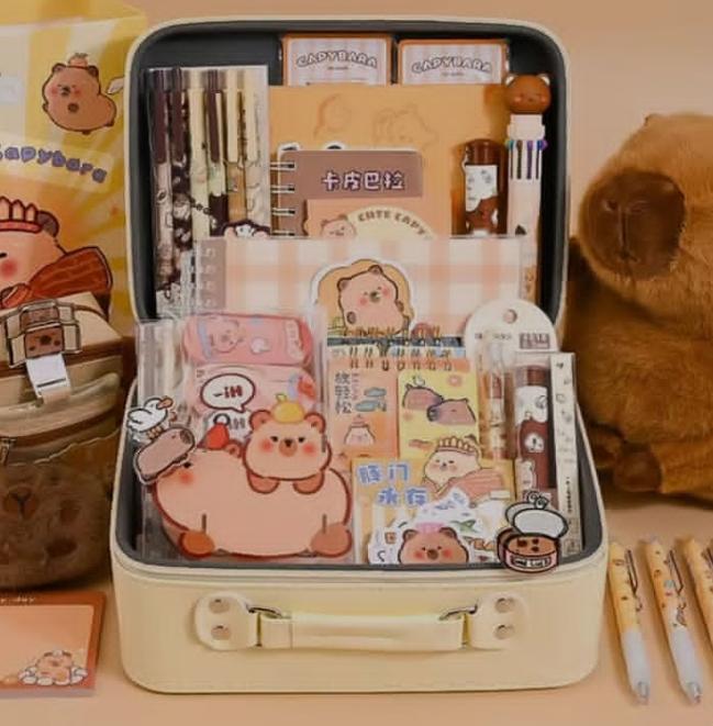 Capybara Love Edition 🐹