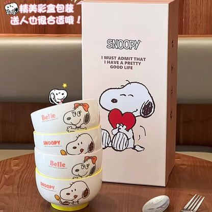 ¡Haz que tus desayunos sean más felices con Snoopy! 🐾☕️