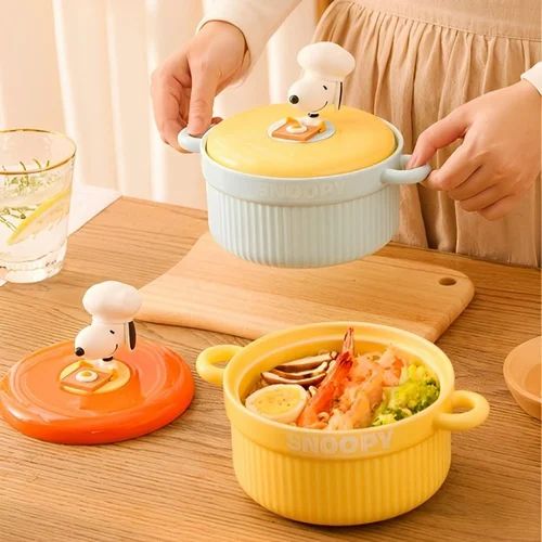 ¡Dale un toque delicioso a tu cocina con la Cacerola Chef Snoopy!