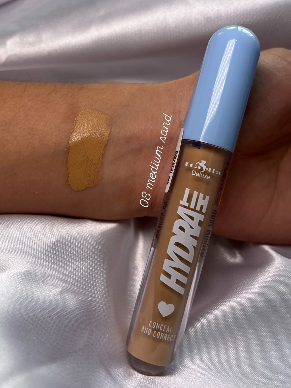 The No-Makeup Makeup Essential" – Corrector de Perfección Instantánea