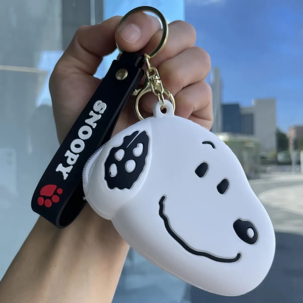 Llavero Monedero de Silicona Snoopy 🐶💼Llavero Monedero de Silicona Snoopy
