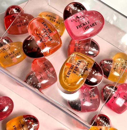 Fickle Heart Magic Sweet Lip Oil - El Brillo Mágico que tus Labios Amarás 💄